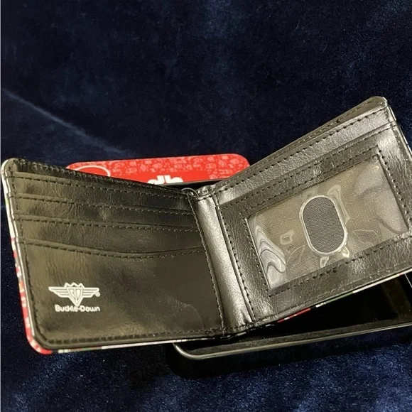 NIB Buckle Down Men's Wallet Star Wars Theme - Chewbacca Yoda C-3PO R2D2 Vader - Picture 6 of 8